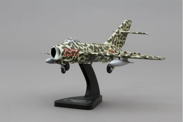 WOW294 MiG-17 Fresco Fighter Vietnam War