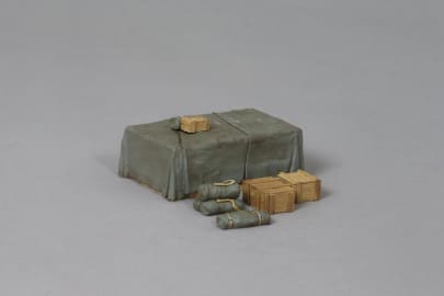 ACC PACK 054B Tarpaulin Covered Crate (No decals)