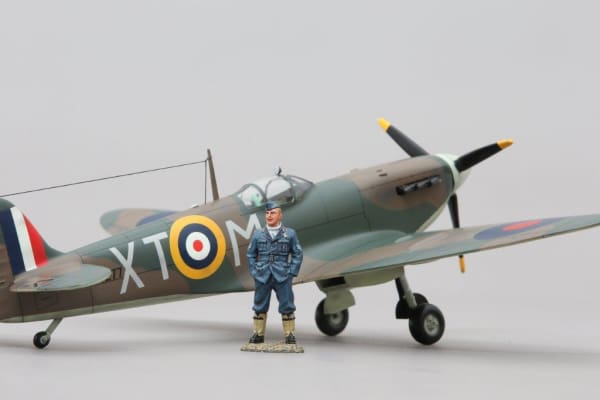 WOW197 Spitfire Mk1 'Richard Hillary'