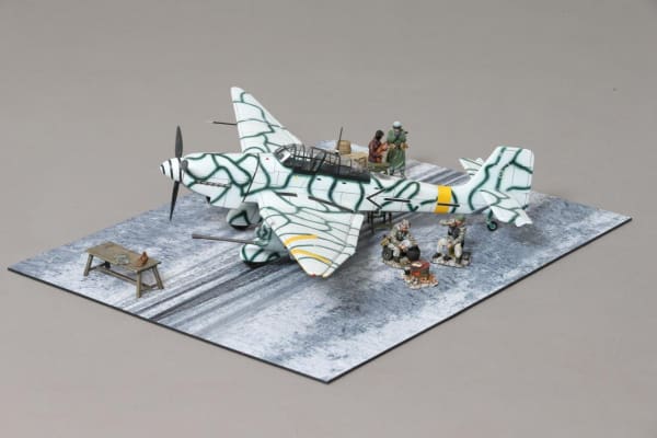 WOW177 Rudel's Junkers Ju-87 Winter Stuka