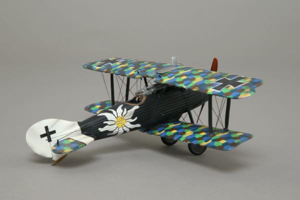 WOW123 - Roland D.V1 fighter