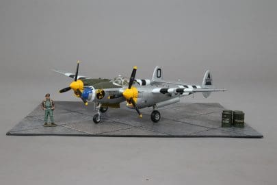 WOW416 P.38 Lightning 'Mamas Boy'