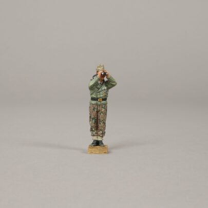 SS170 SPG Commander with Binos