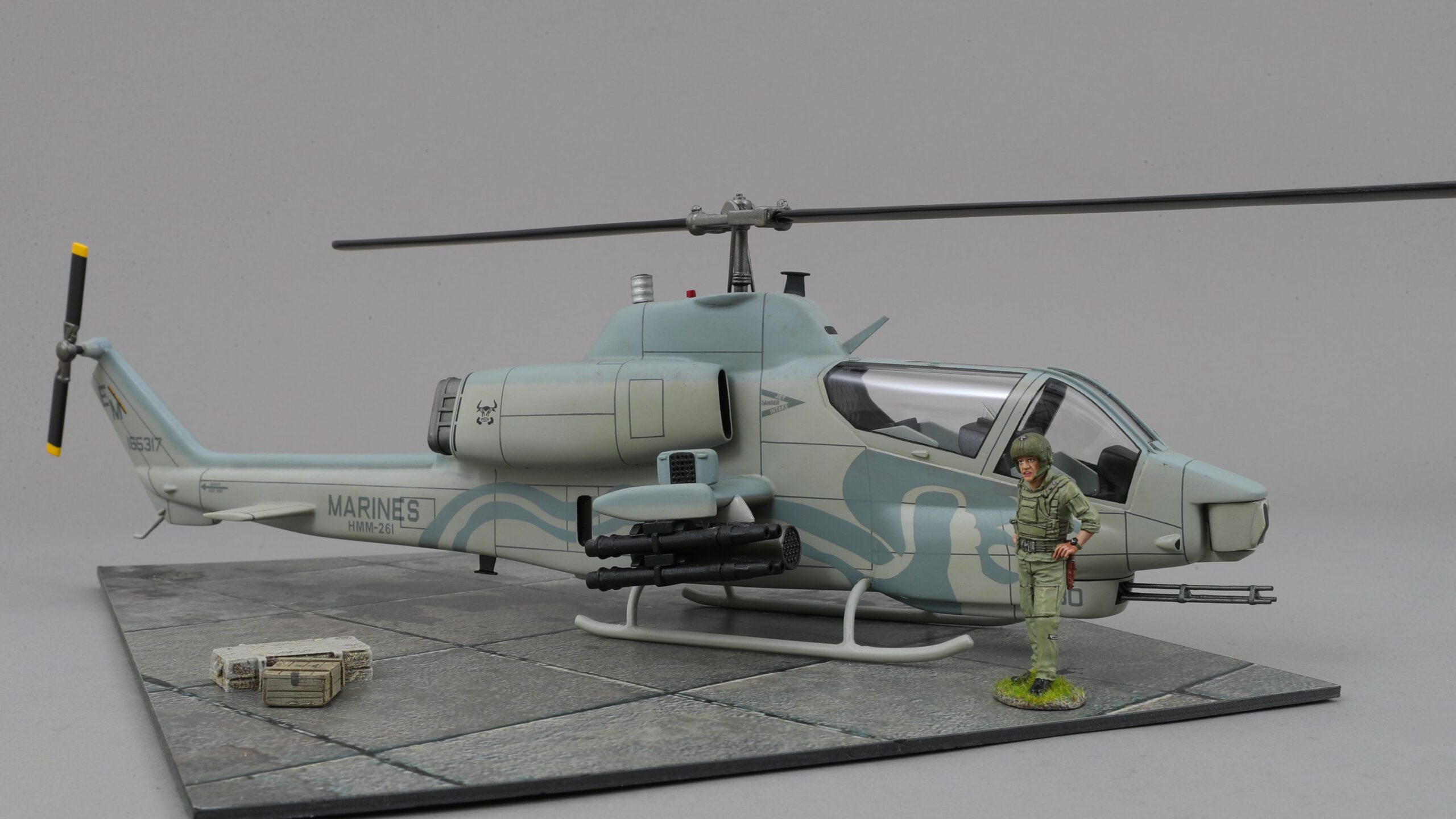 WOW662 Bell AH-1W SuperCobra