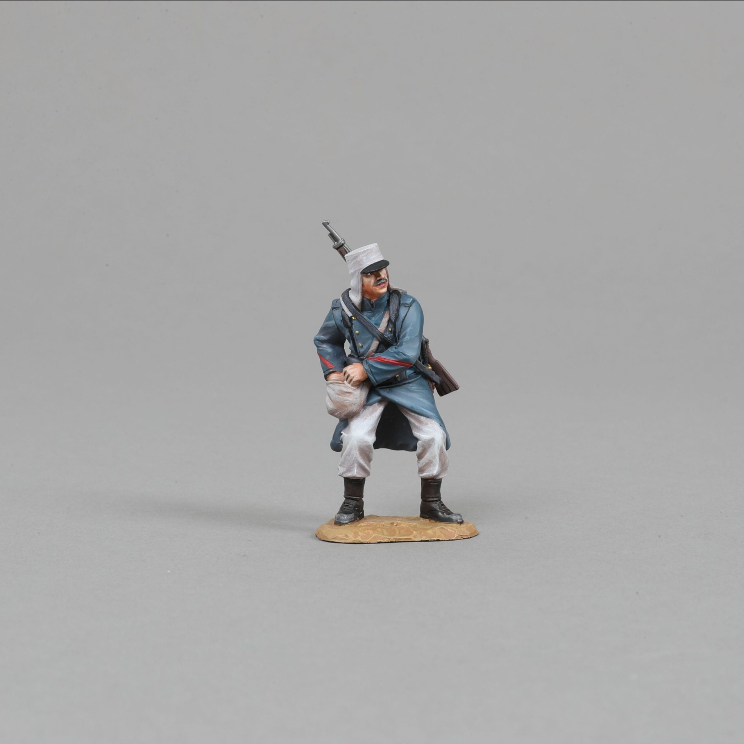 FFL067 FFL Grenadier #2 - Reaching for a Grenade