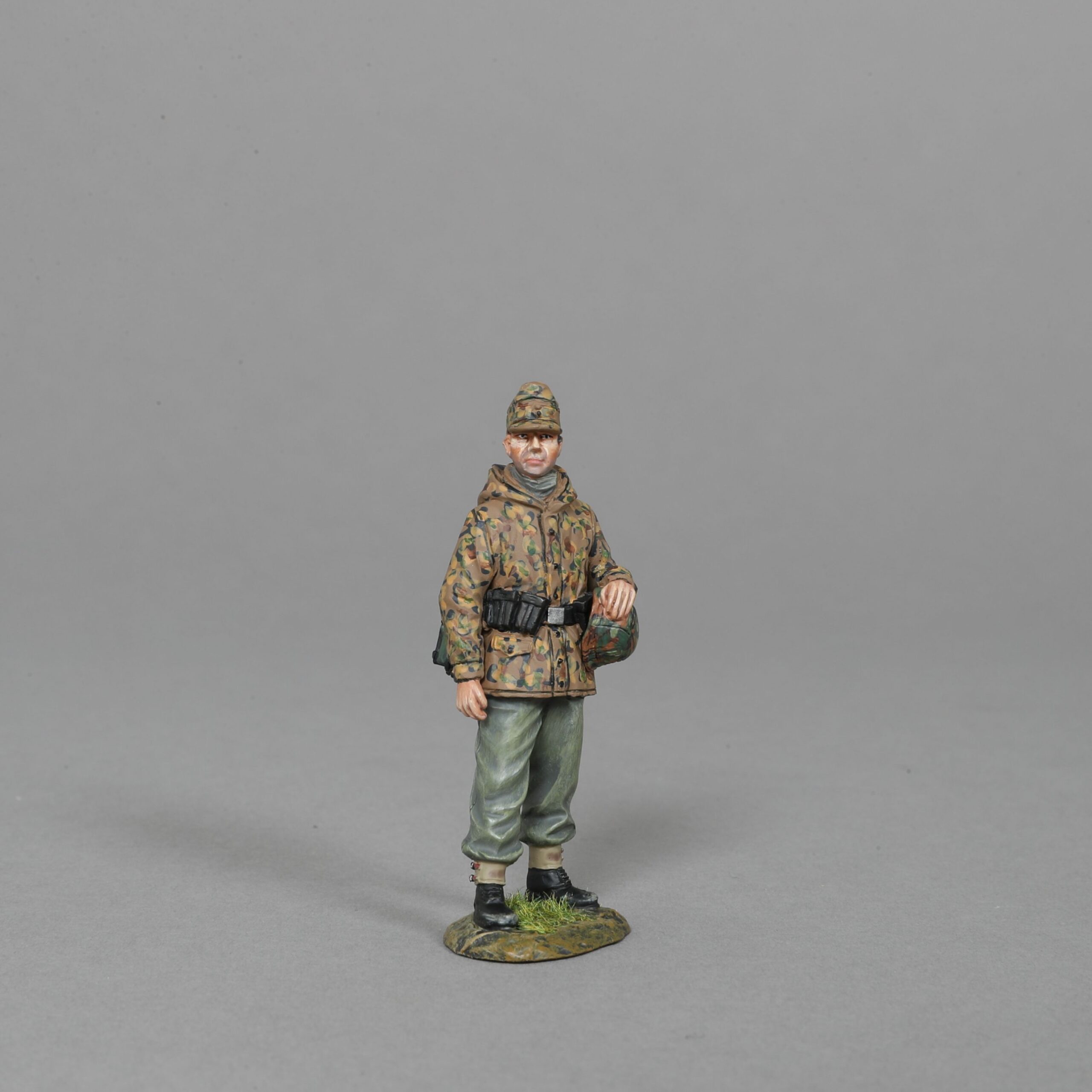 SS176 Artillery Crew Soldier