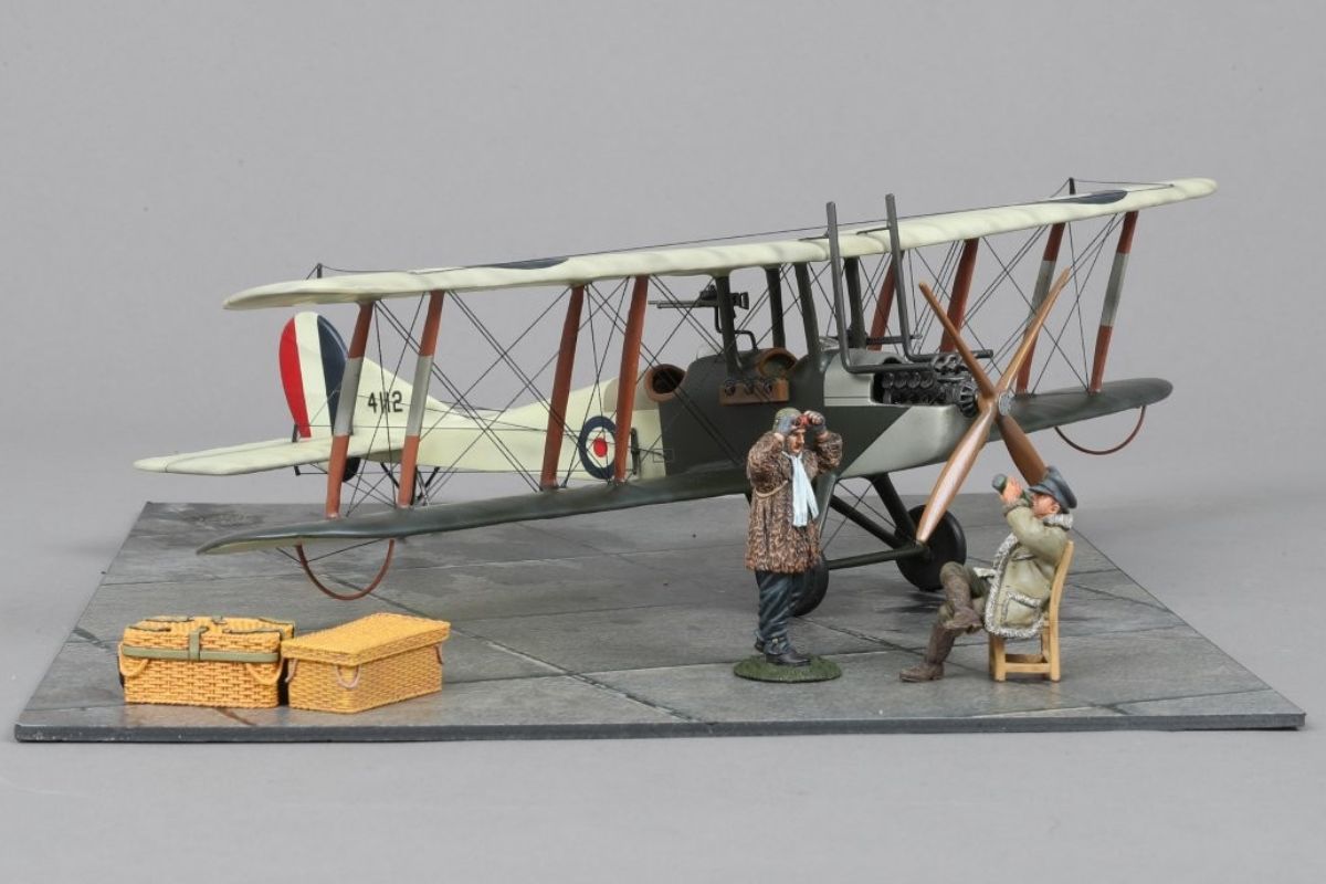 WOW699 Royal Aircraft Factory BE-2C Zeppelin Killer