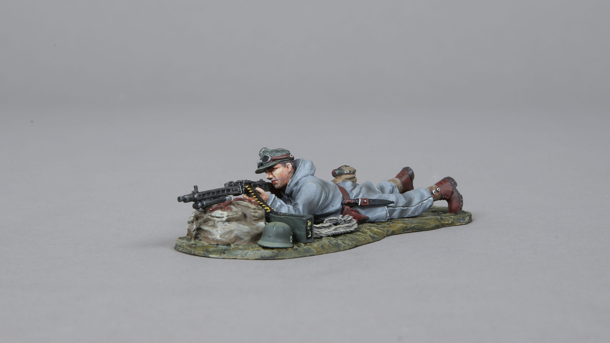 SS182A MG42 Gunner #1