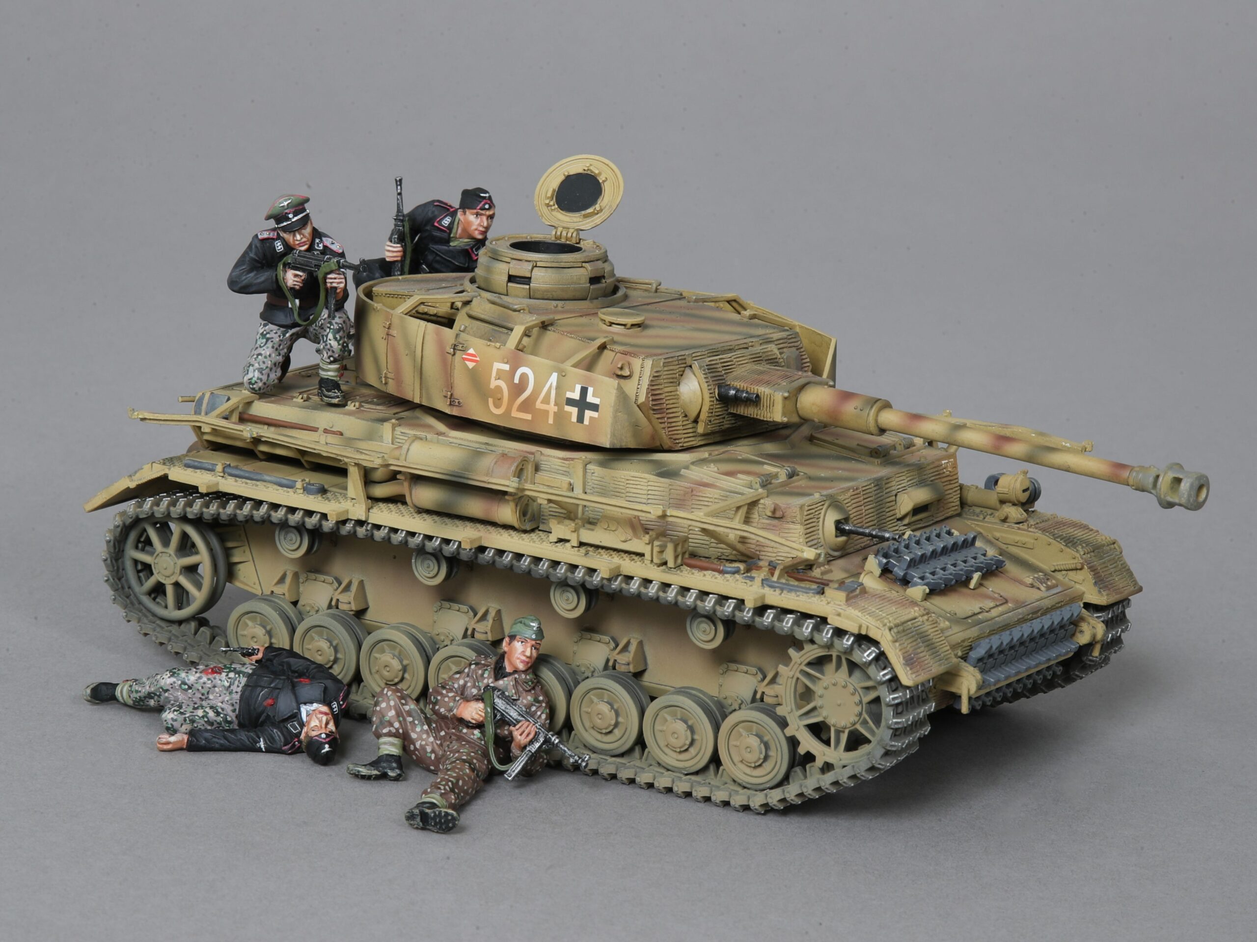 ANNOFF 068 Tank Crews & Panzer 4
