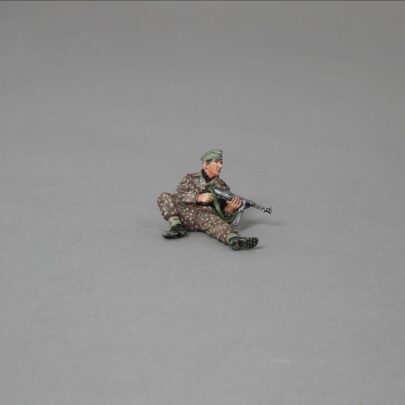 SS188 German tanker sitting with MP40