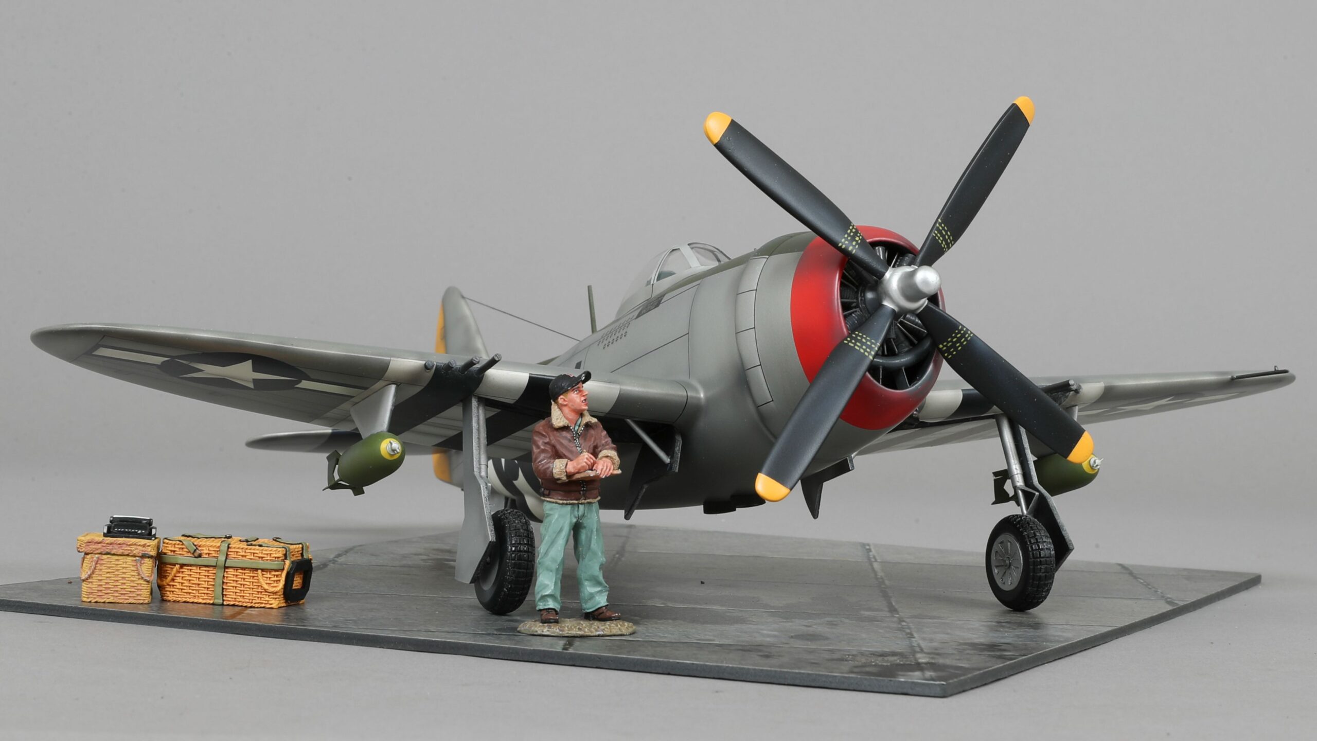 WOW729 P-47 Thunderbolt Fred Christensen