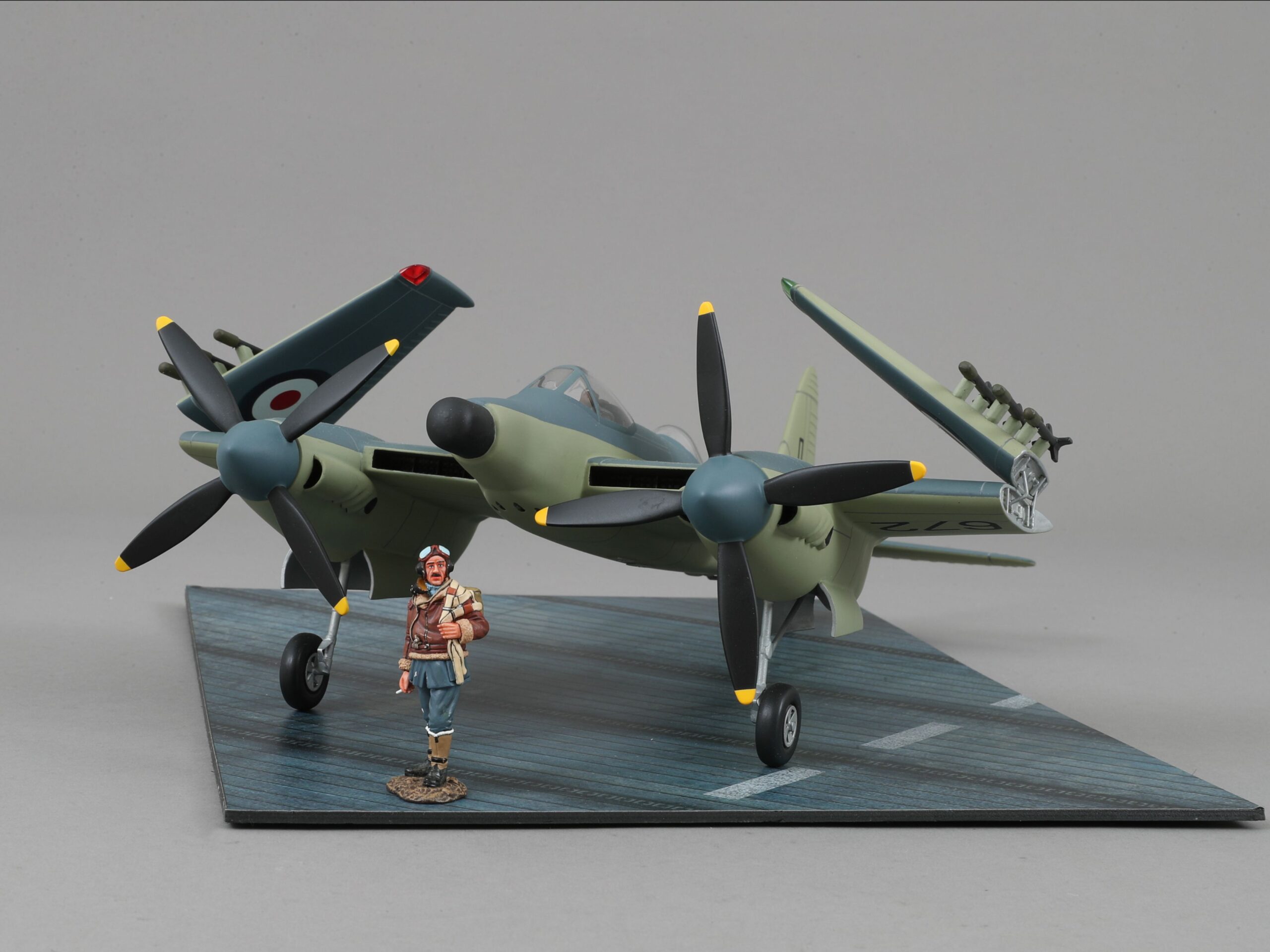 WOW648 Sea Hornet 481 (Folded Wings)