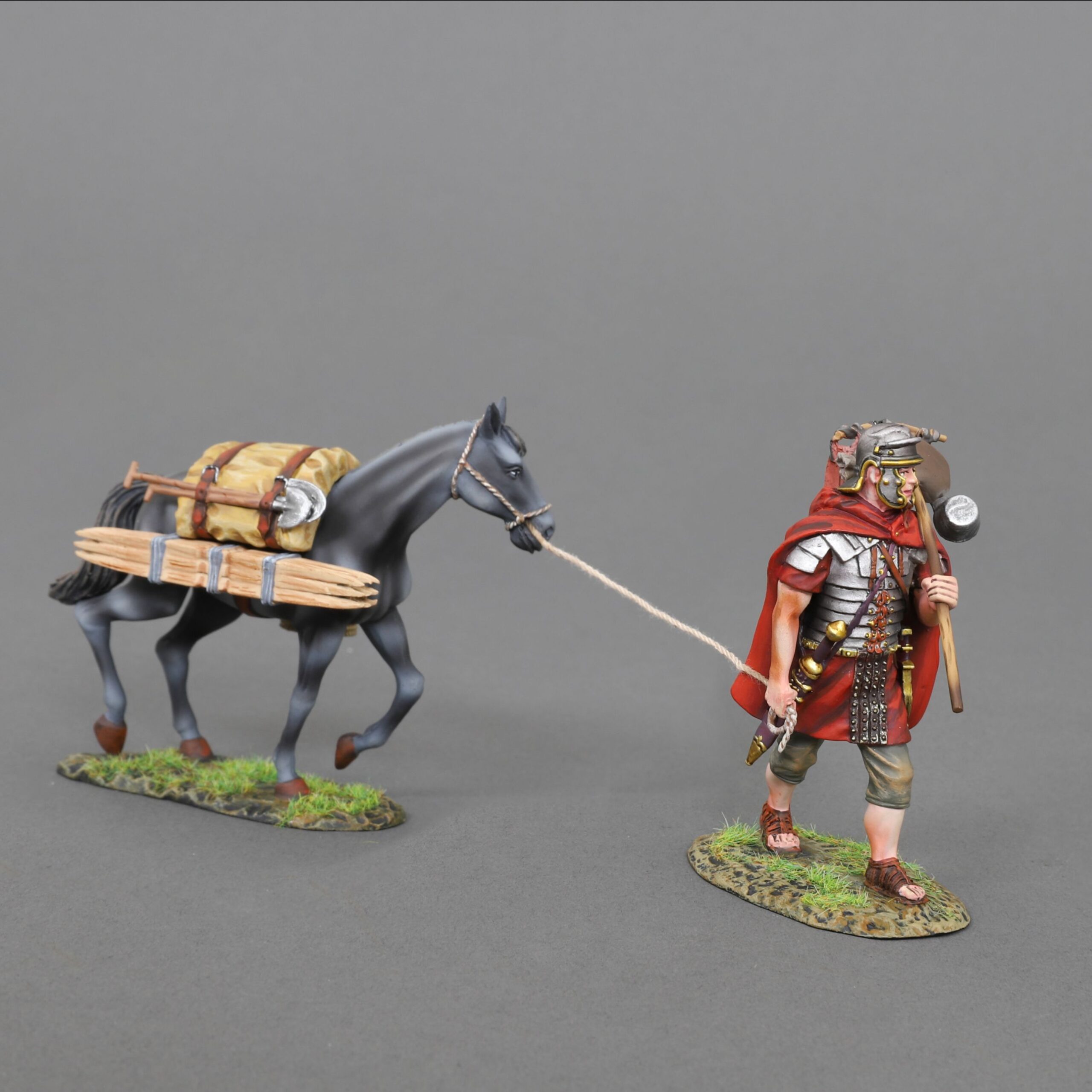 ROM127B Marching Legionnaire with Pony and carrying Marius Mule